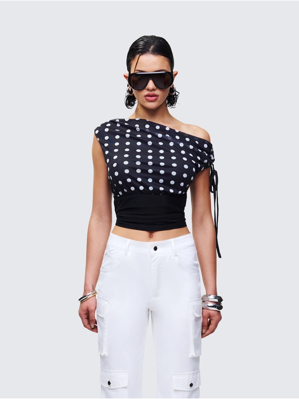 Finesse Black and White Polka Dot One-Shoulder Crop Top